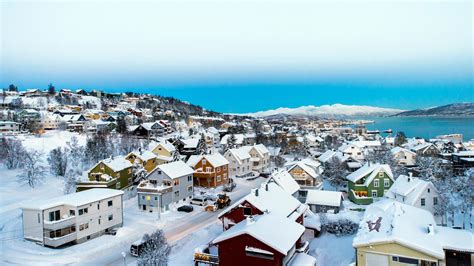 Find cheap flights from Oslo to Tromsø - Kayak