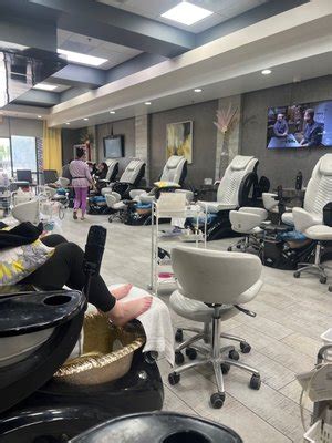 Finest Nails and Spa, Ladera Ranch, California. 148 харесвания · 115 бяха тук. Finest Nails & Spa is a nail and spa salon that offers a variety of services while giving the full s Finest Nails and Spa | Ladera Ranch CA. 