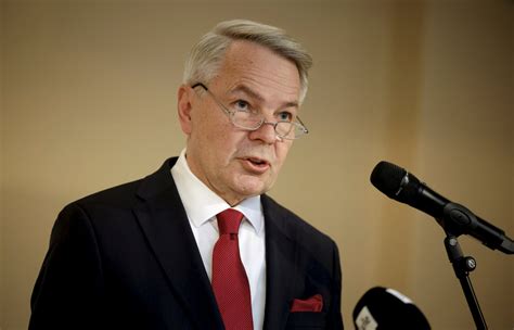 Finland’s popular foreign minister announces bid to run in 2024 presidential election