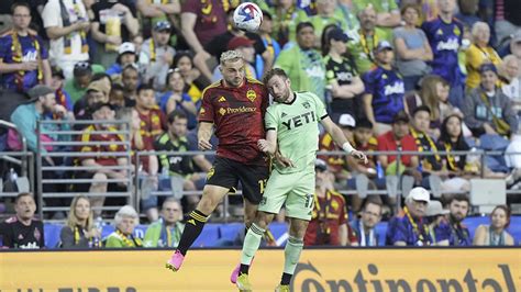 Finlay sparks Austin to 2-1 victory over Sounders