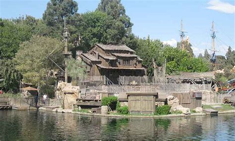 Fire breaks out at Disneyland’s Tom Sawyer Island attraction