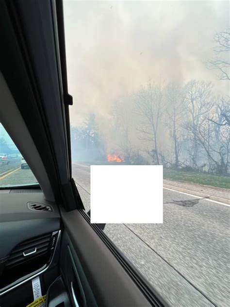 Fire on side of Sunken Meadow Parkway : r/longisland