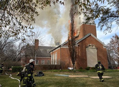 Fire tears through Chevy Chase church