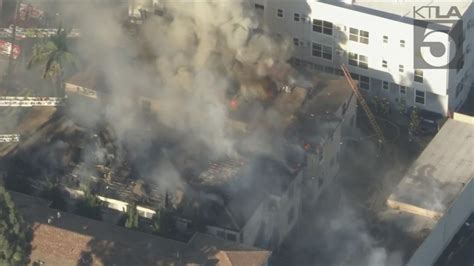 Firefighters battling massive fires at 2 apartment buildings in Hollywood