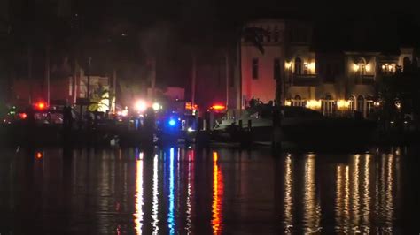 Firefighters contain boat fire in Aventura; cause under investigation