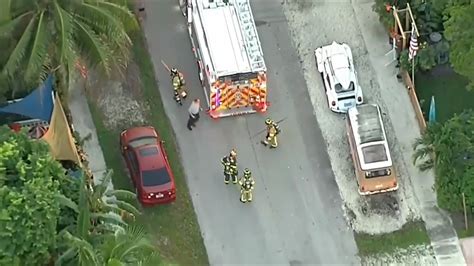 Firefighters contain kitchen, extinguish fire in Davie home