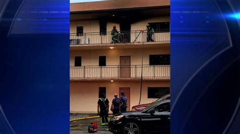 Firefighters extinguish blaze in Hialeah apartment; no injuries reported