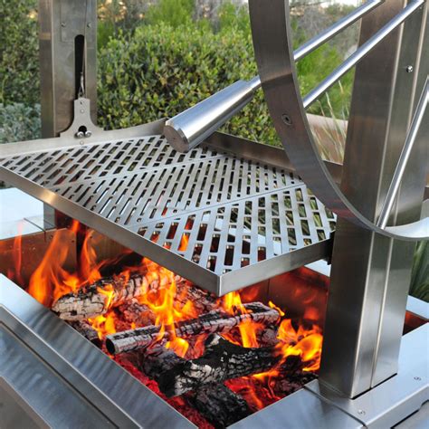 Firewood grill. 7-in-1 versatility all in one place. Grill, BBQ smoke, Air Fry, Roast, Bake, Broil, and Dehydrate with 100% authentic smoky flavors . Capacity To Entertain. 180 square inches of cooking space—30% more than the original Ninja outdoor grill—that fits up to 2 full racks of ribs, 10 burgers, 4 lbs of wings, 2 7-lbs chickens, or a 10-lb brisket. 