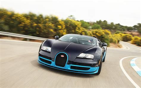 First Drive: 2013 Bugatti Veyron 16.4 Grand Sport Vitesse