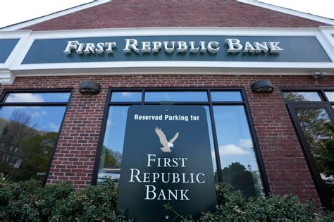 First Republic Bank seized, sold to JPMorgan Chase
