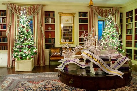 First lady Jill Biden unveils White House holiday decorations