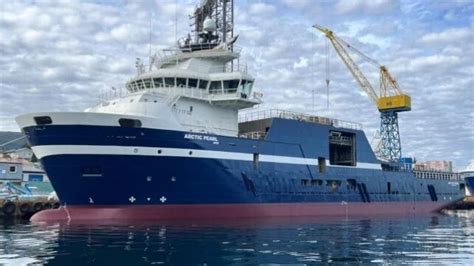 First-of-a-Kind Fishing Vessel Gently Vacuums Shellfish off the …