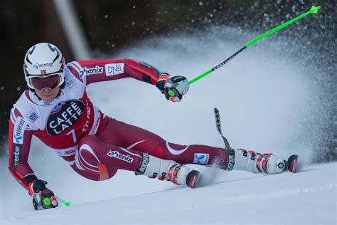 Fis skiing. Top 3, Top 6, Top 9 or Top 12 per place/year, discipline, category, nation, gender 