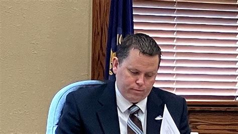 Fiscal Court discusses grant applications, lease agreement