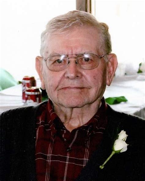 Find the obituary of Dale L. Drum Dvm (1933 - 20