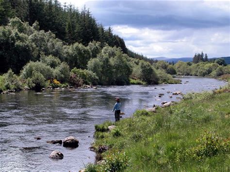 FishPal - Book Salmon Fishing in Kyle Of Sutherland