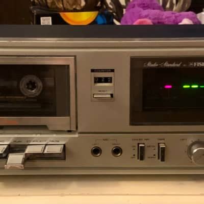 Fisher Vintage CR-113 Studio Standard Stereo Cassette Deck