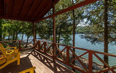 Fisherwaters resort. Fisherwaters Resort has been in continuous operation since 1950 and is one of the last remaining all-original Mom & Pop resorts at the Lake of the Ozarks. Our property features vintage, hand-built cabins with excellent views of the Niangua Arm of the lake. 