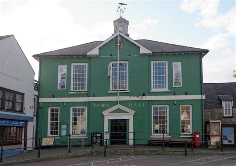 Fishguard Town Hall New... - Coast and Country Holidays