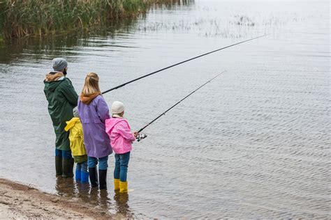 Fishing Family and Friends