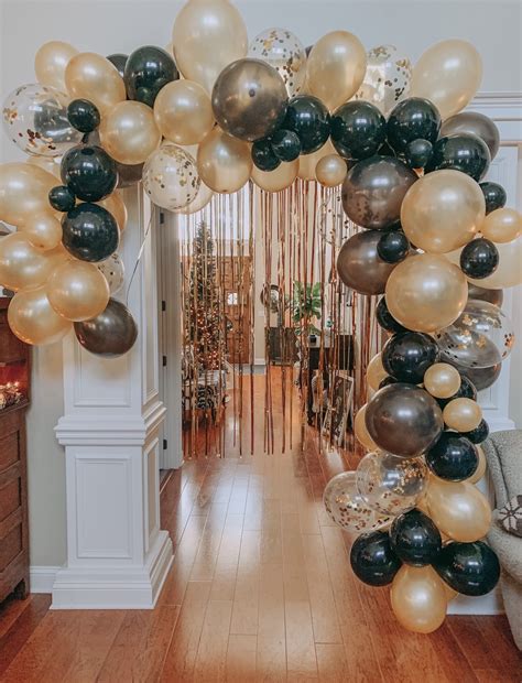 Fishing Line Is The Best Way To Create A Balloon Arch