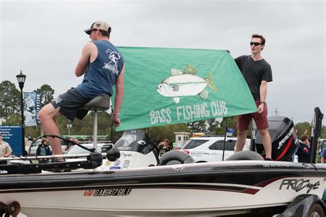 Fishing club. Things To Know About Fishing club. 