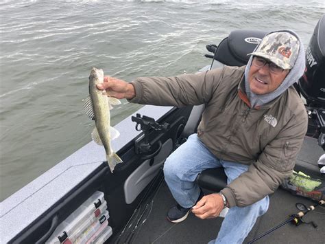 Technique trolling. “The walleye bite is the best it has ever been on Lake Oahe this year.”. These are the words that I heard several times on my recent trips to Mobridge, South Dakota. I’ve had the opportunity to make 2 trips and spend 13 days on the water at Lake Oahe in the last 3 weeks. The fishing was incredible and I truly can’t .... 