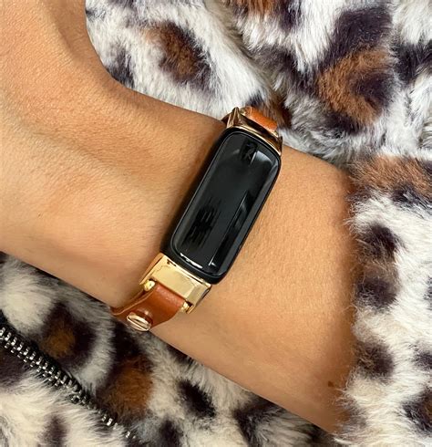 Fitbit Charge 6. Luxe Classic Bands. Keep shopping. Shop Fitbit Luxe accessories and give your tracker an effortlessly sophisticated look with these leather-inspired accessories that feel like a dream and make your wardrobe gleam.. 