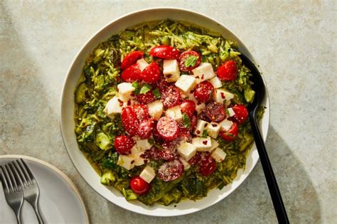 Five Weeknight Dishes: Herby orzo with a bright topping