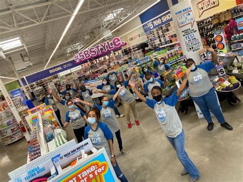 Five below cerca de mi. Five Below, Portage. 41 likes · 100 were here. Five Below is a leading high-growth value retailer offering trend-right, high-quality products loved by tweens, teens and beyond. We believe life is... 