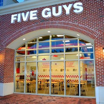 Five guys williamsburg va. Welcome! For a more streamlined ordering experience, including fries timed perfectly to your arrival and order updates along the way, sign up for a Five Guys account. 