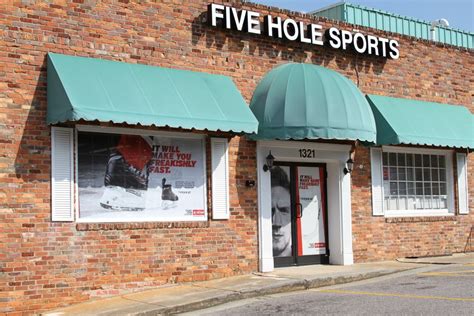  907 Followers, 0 Following, 183 Posts - See Instagram photos and videos from Five Hole Sports (@fiveholesports) . 