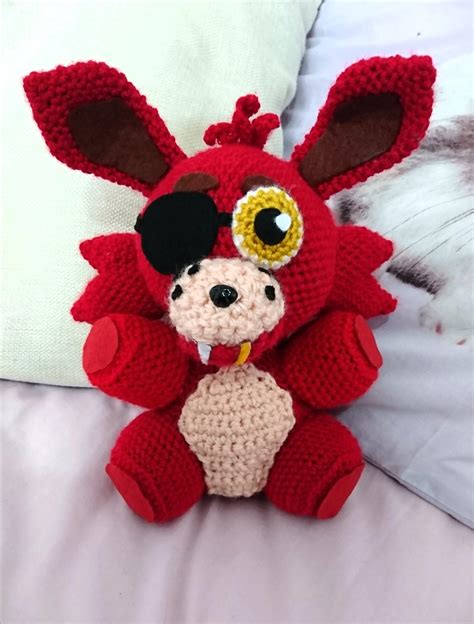 Five nights at freddy's foxy crochet pattern. This amazing Foxy was crocheted by Leanne Bloms for her daughter – WOW! Check out some FNAF patterns on Etsy ! Or check … 
