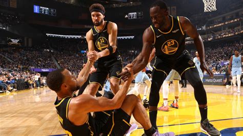 The absence of fans will allow TV networks to experiment with the broadcast. For viewers at home, the result will be at once intimate and eerie. After a four-month pause, the NBA r.... 