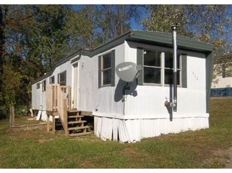 Fixer upper mobile homes for sale. 2 beds 1 bath 914 sq ft 5,296 sq ft (lot) 1107 Quigley St, Mobile, AL 36605. ABOUT THIS HOME. Fixer Upper for sale in Mobile County, AL: Nestled on a 1acre lot, this 1945 fixer- upper, boasting 1,878 sqft, with 3 bedrooms and 2 bathrooms, is a captivating opportunity for restoration enthusiasts. 