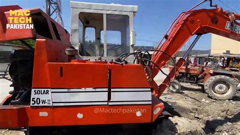 Fixing a Blown Head Gasket of Excavator Machine