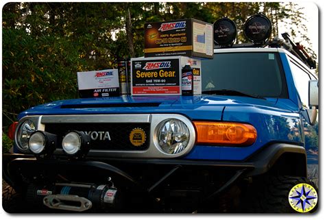 Toyota. Toyota FJ Cruiser. All 2008 Toyota FJ Cruiser trims appear to use the same type of oil: 5W/30. FJ Cruiser 4.0 V6 24V 2WD Expand. FJ Cruiser 4.0 V6 24V 4WD Expand.