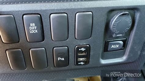 The FJ Cruiser had an eight-speaker audio system with a