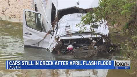 Flash flood washes trucks into Walnut Creek