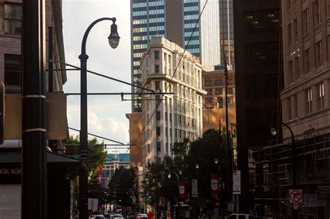 Flat Iron Building in Atlanta[2048X1365][OC] r/CityPorn