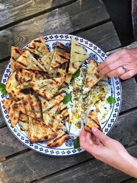 We have got the solution for the Flatbreads that may be served with 