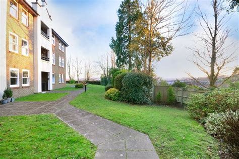 Flats for sale in East Grinstead - PrimeLocation