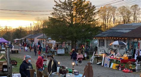1. Dutch Country Farmers Market. 54. Flea & Street Markets. By marathon235. This is a great place to shop for chicken, beef, sausage, pickles, sauerkraut, cheeses, pretzel, and cake and still so... 2. Rosie's Farm Market. 20.. 