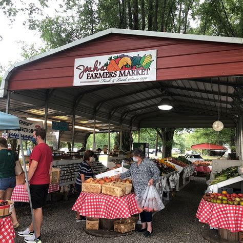 Spring Market in Historic Mooresville 2022 May 7, 2022 10: