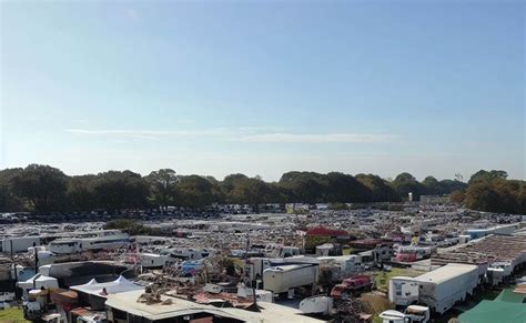 Flea market to reopen after fire - Bristol Herald Courier