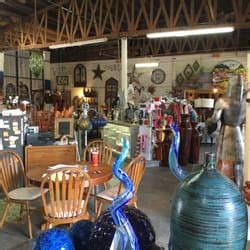 Crossing Indoor Flea Market is located at 1505 S 14th St in Abilene, Texas 79602. Crossing Indoor Flea Market can be contacted via phone at 325-672-5325 for pricing, hours and directions.