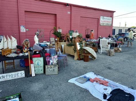 We tour the Red Barn flea market from both the inside and outside. This place has just about everything you might need all in one place. From bicycle parts, .... 