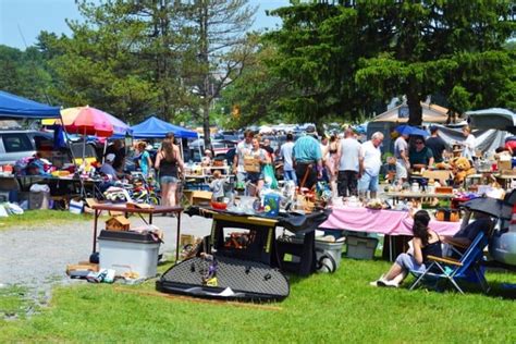Here is our pick of the best flea markets in Pennsylvania: 1. Saturday’s Farmers & Flea Market. Saturday’s Farmers & Flea Market in Middletown, PA is one of Pennsylvania’s oldest flea markets, dating back to the late 1950’s. This family friendly flea, running every Saturday and Sunday of the month, has its own rich history, with one of .... 