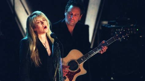 Fleetwood mac silver springs. Nov 3, 2553 BE ... But when Stevie began singing Silver Springs I nearly **** myself. Her voice was in perfect form! The band sounded great backing her, and ... 