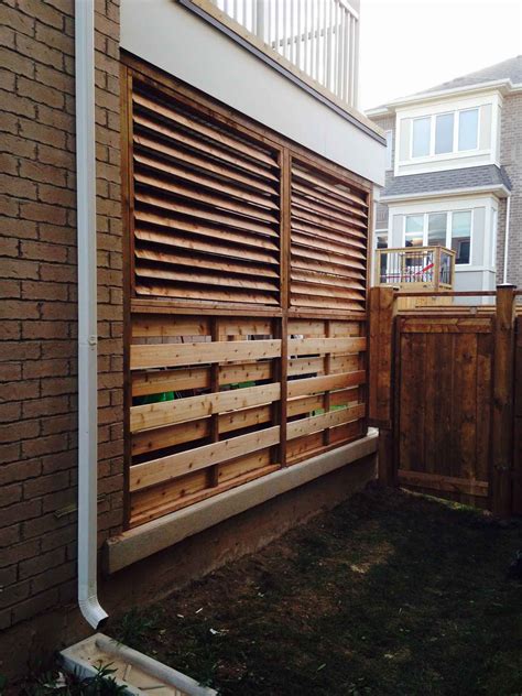 Flex fence louver system. Louvers are designed with angled slats or panels that can be adjusted to control the direction and intensity of airflow. This feature allows you to regulate the ... 